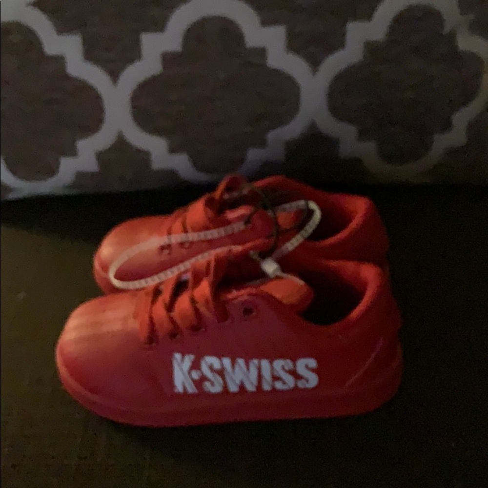 BNWT Toddler K-Swiss red tennis shoes